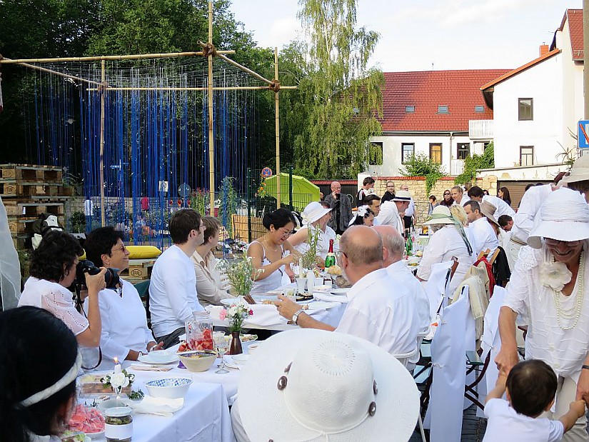 Diner en Blanc auf dem Rollplatz, 2014 (Foto: Barbara Rauch)