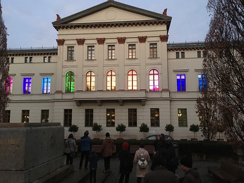 Lichterinstallation am mon ami Weimar, Quelle: mon ami Weimar