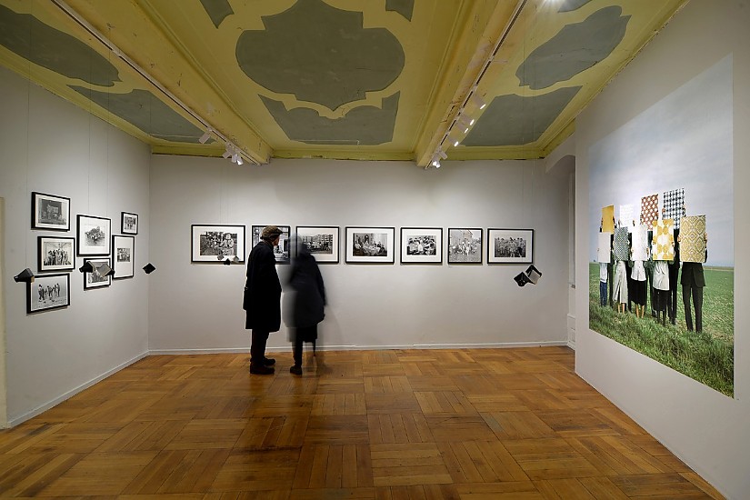 Austellungsfoto »An den Rändern taumelt das Glück«, Quelle: Claus Bach Austellungsfoto »An den Rändern taumelt das Glück«, Quelle: Claus Bach