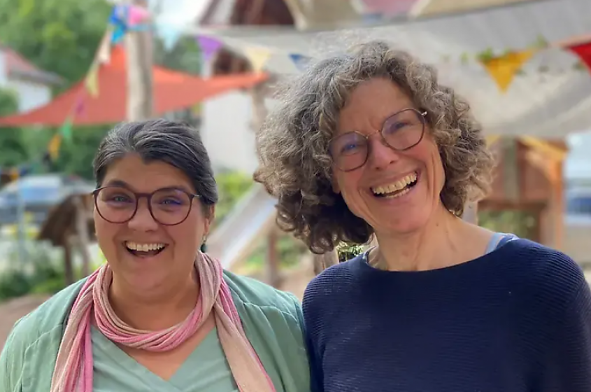 Familienberaterinnen und -begleiterinnen Iris Seliger und Katrin Crone, © SOS-Kinderdorf Thüringen