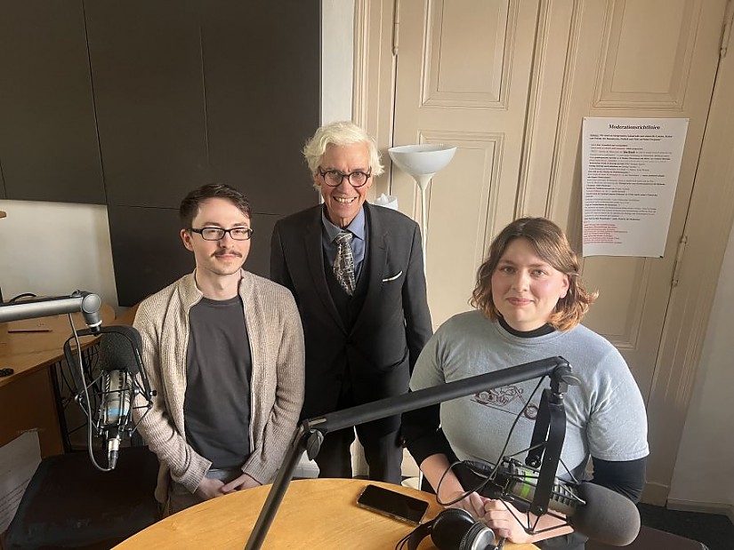 Prof. Dr. Lorenz Engell zu Gast im Radio LOTTE Studio Prof. Dr. Lorenz Engell zu Gast im Radio LOTTE Studio