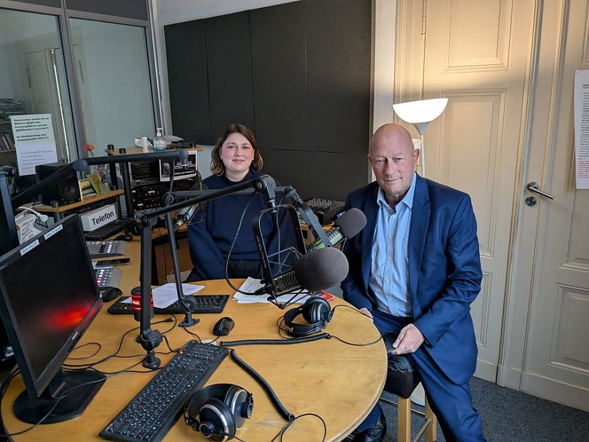 Jule Niedergesäß und Thomas Kemmerich im LOTTE Studio, Foto: Radio LOTTE