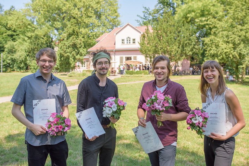 Gewinnerinnen und Gewinner des  Medienkunstpreises der Bauhaus Universität 2018, Foto: Candy Welz Gewinnerinnen und Gewinner des  Medienkunstpreises der Bauhaus Universität 2018, Foto: Candy Welz