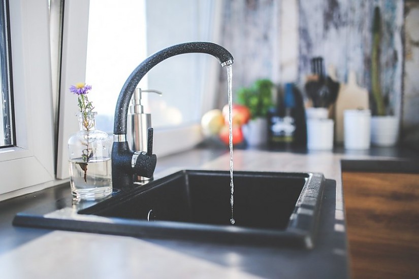 Wasserhahn mit laufendem Wasser, Foto: Pixabay Wasserhahn mit laufendem Wasser, Foto: Pixabay