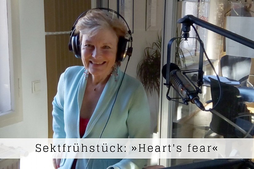 "Heart's fear" Autorin Bettina Kenter-Götte zu Gast im Studio, Foto: Radio LOTTE "Heart's fear" Autorin Bettina Kenter-Götte zu Gast im Studio, Foto: Radio LOTTE