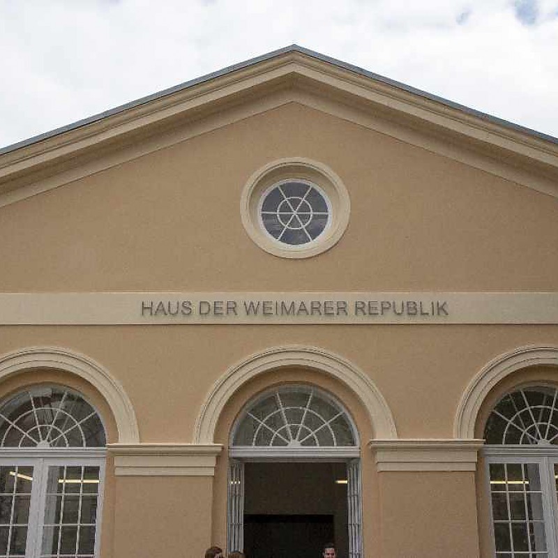 Haus der Weimarer Republik (Foto-Quelle: Olaf Kosinsky, CC 3.0)