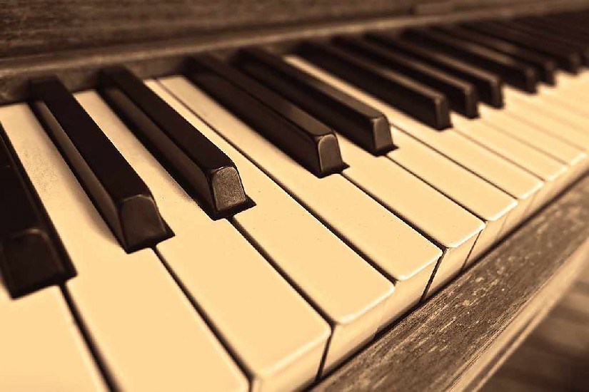 Klaviertasten (Symbolfoto; Pixabay.de)