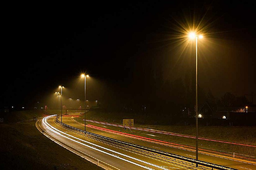 Straßenbeleuchtung (Symbolfoto, Pixabay.de) 