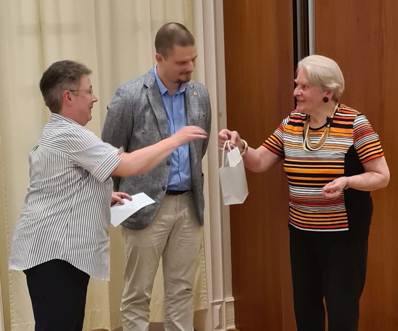 Andrea Geißler (Präsidentin), Sebastian Knauer (Past Präsident), Gerda Dominicus-Schleutermann (Foto: Frank Siegmund)