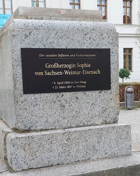 Temporäre Gedenktafel für Großherzogin Sophie von Sachsen-Weimar-Eisenach (Quelle: Bündnis 90 / Die Grünen Weimar) 
