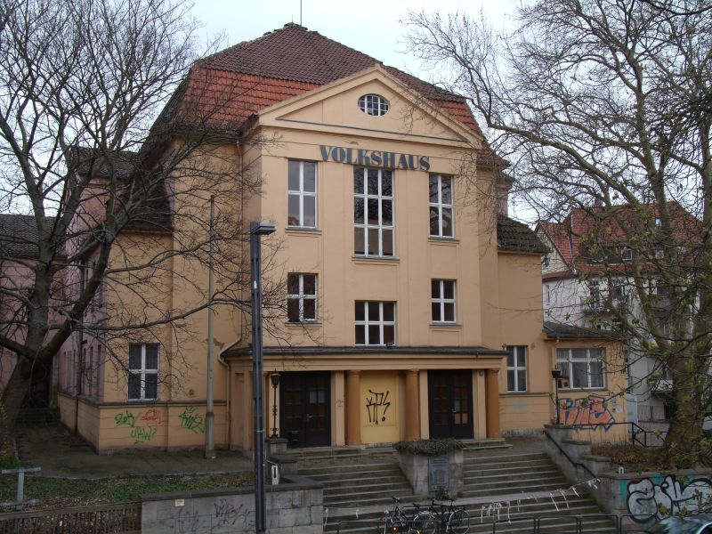 Volkshaus, Friedrich-Ebert-Straße 8 (Foto: Ludwig, Silvio; wikipedia.org)