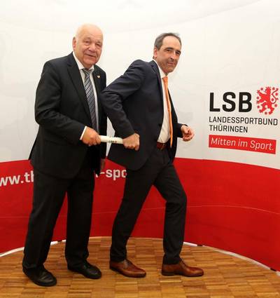 Altpräsident des Landessportbundes Peter Gösel und  sein Nachfolger Prof. Dr. Stefan Hügel, Foto: Landessportbund Thüringen