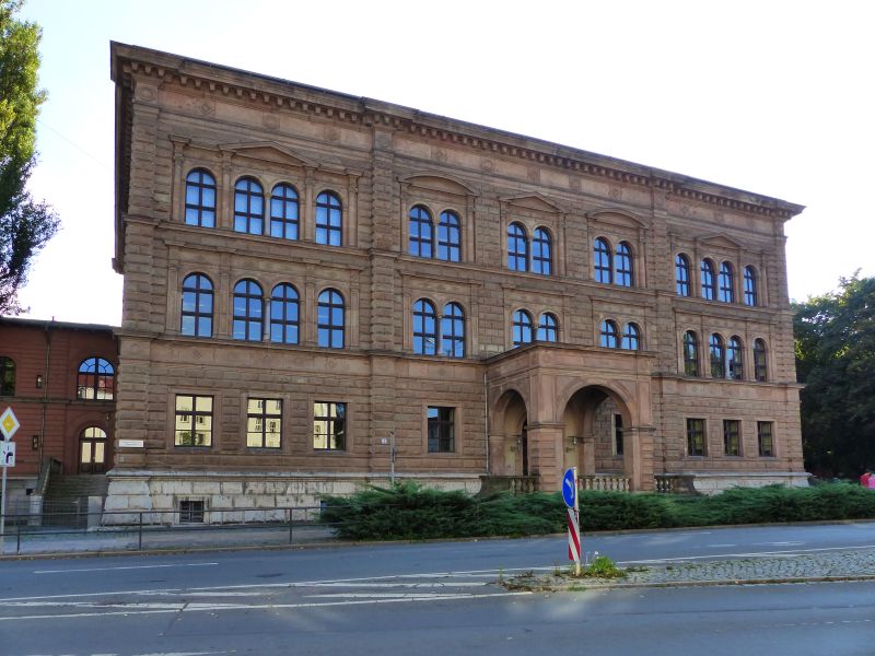 Park Regelschule (Quelle: Wikipedia; Dr. Bernd Gross; CC0)