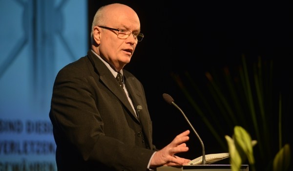 Prof. Dr. Volkhard Knigge, Direktor der Stiftung Gedenkstätten Buchenwald und Mittelbau-Dora, Foto: Claus Bach, Sammlung Gedenkstätte Buchenwald Prof. Dr. Volkhard Knigge, Direktor der Stiftung Gedenkstätten Buchenwald und Mittelbau-Dora, Foto: Claus Bach, Sammlung Gedenkstätte Buchenwald