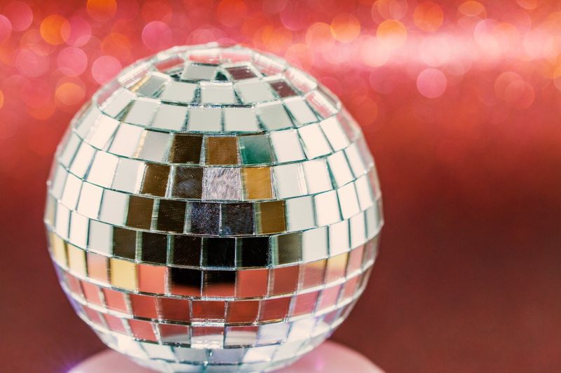 Disco-Kugel (Symbolbild: Pixabay.com)